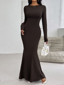 Devine Backless Round Neck Long Sleeve Maxi Dress