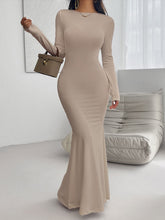 Load image into Gallery viewer, Devine Backless Round Neck Long Sleeve Maxi Dress