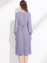 Load image into Gallery viewer, Women&#39;s V-Neck Long Sleeve Pleated Midi Dress