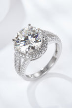 Load image into Gallery viewer, 5 Carat Moissanite Split Shank Ring