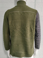 Load image into Gallery viewer, Men&#39;s high -necked color skin buckle long -sleeved knit sweater cardigan