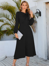 Load image into Gallery viewer, Women&#39;s round neck bow A-line mid-length dresses
